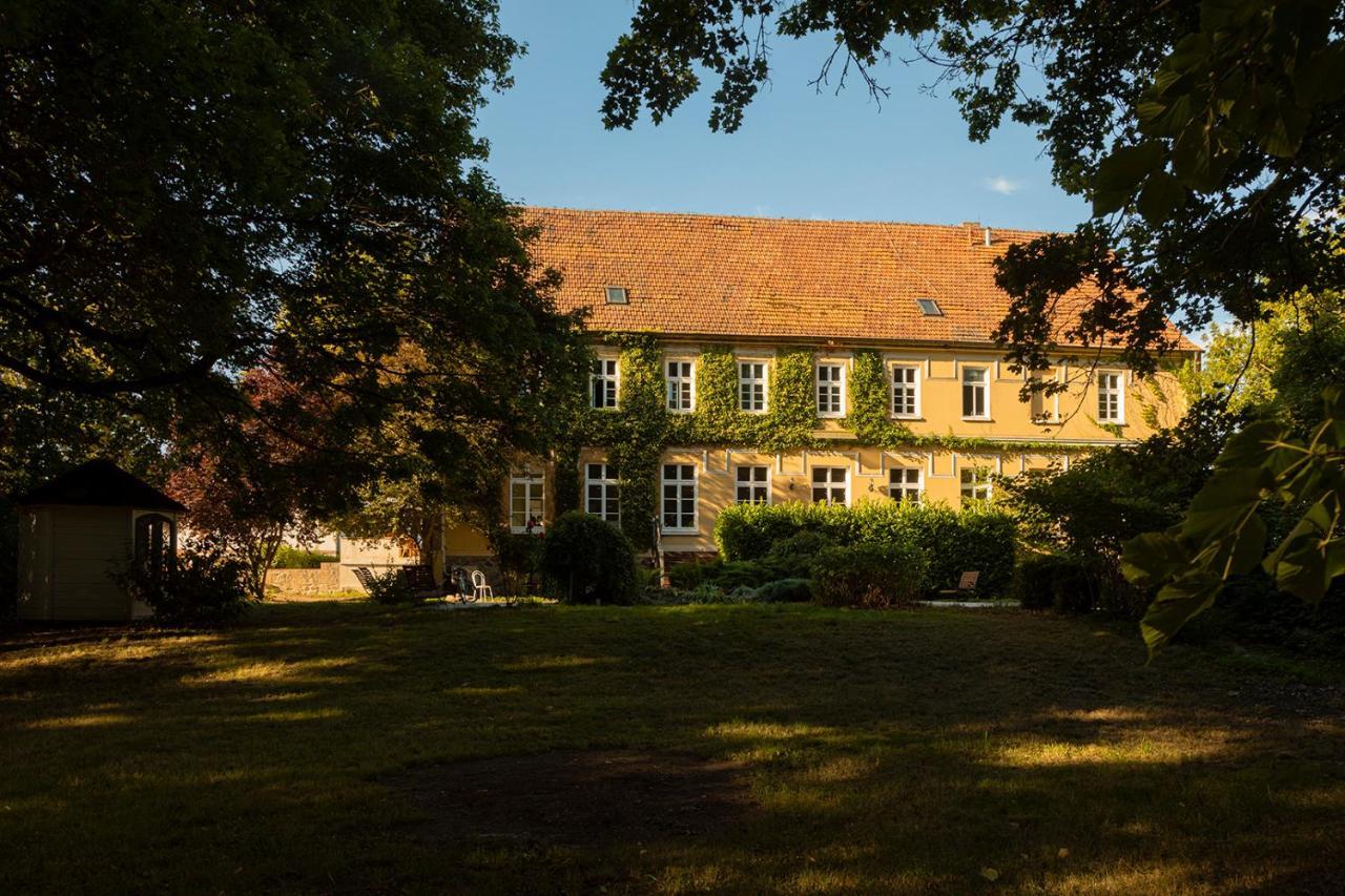 Gutshauszimmer Neu Gaarz Exterior photo