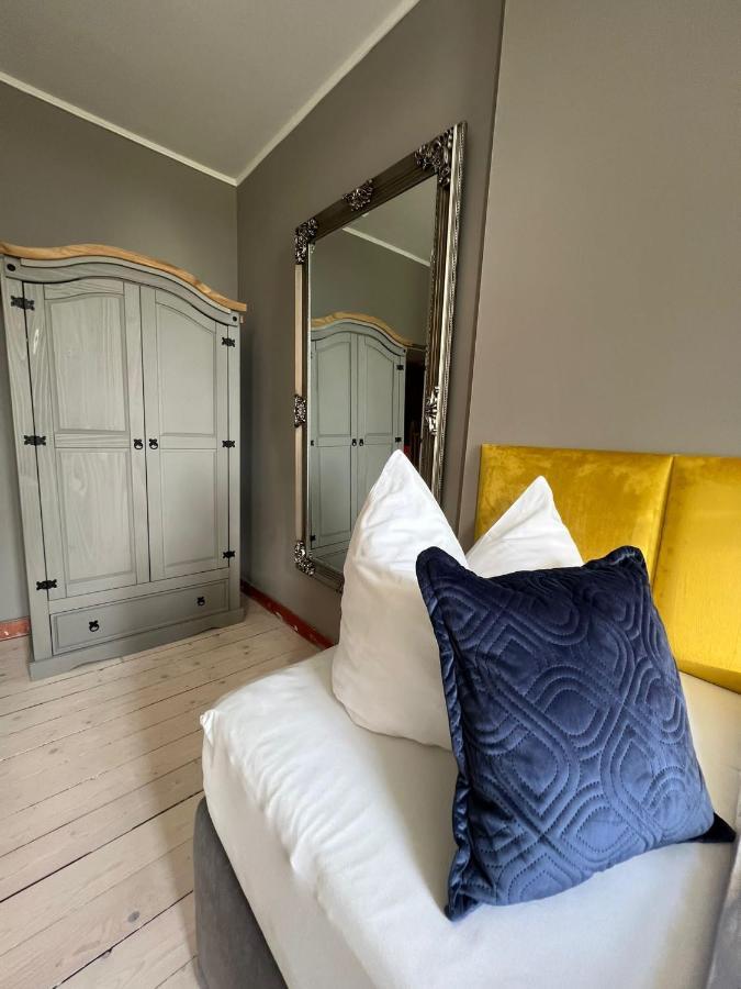 Gutshauszimmer Neu Gaarz Exterior photo
